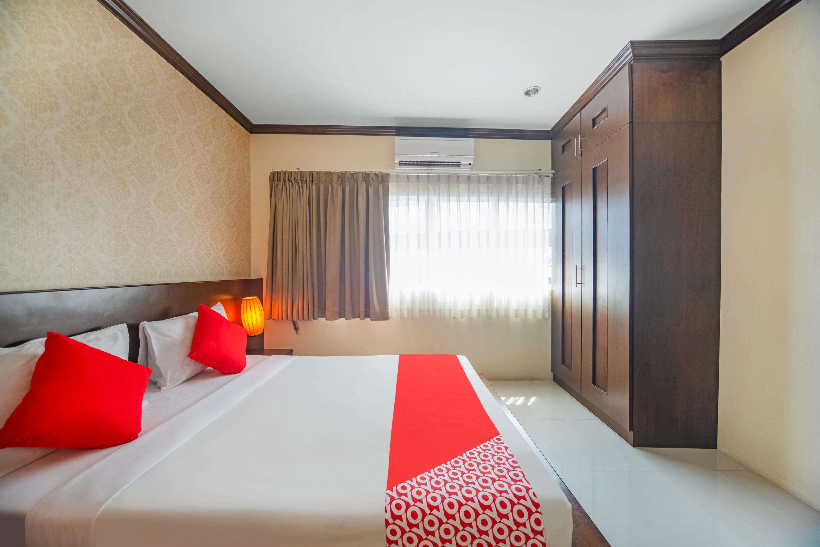 Oyo 232 Patong City Hometel Екстер'єр фото