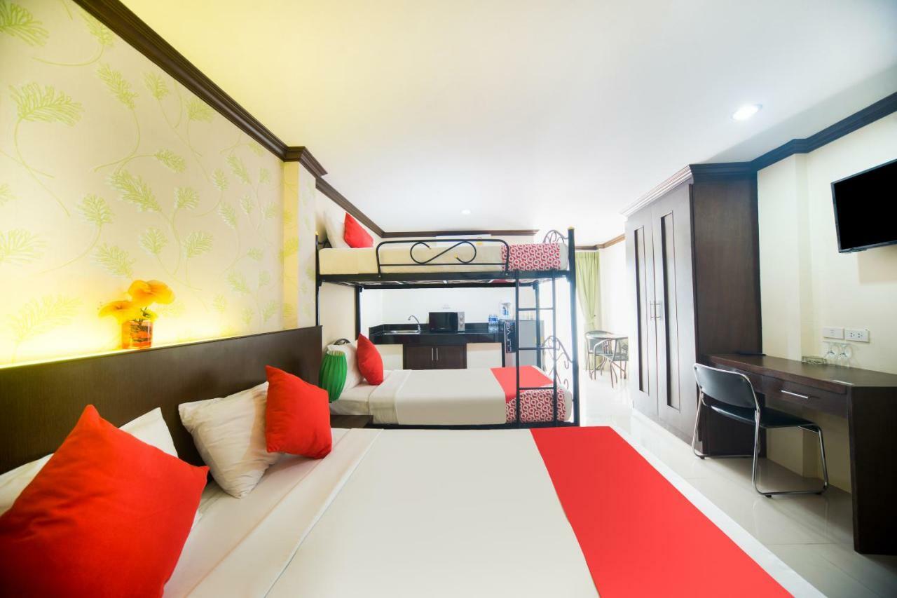 Oyo 232 Patong City Hometel Екстер'єр фото